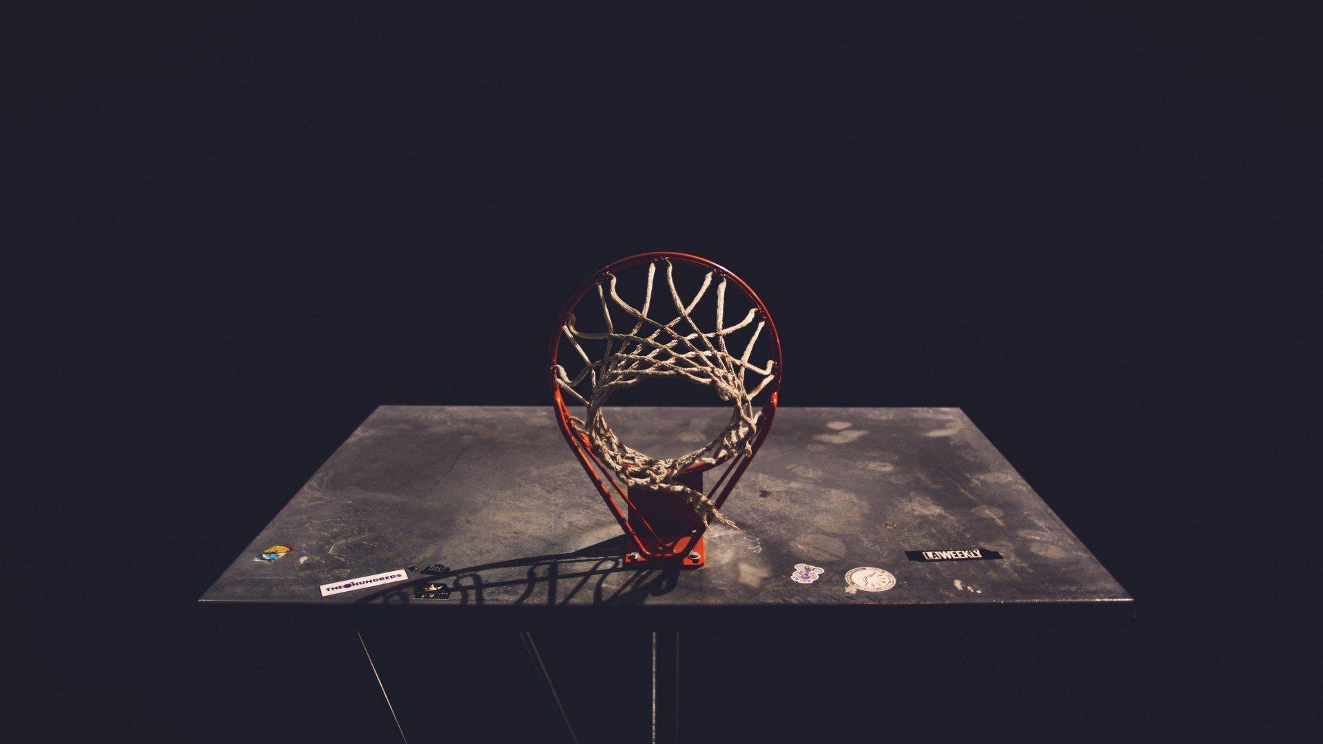 国米启动年轻化革命！三老将位置动摇，新赛季阵容面临洗牌