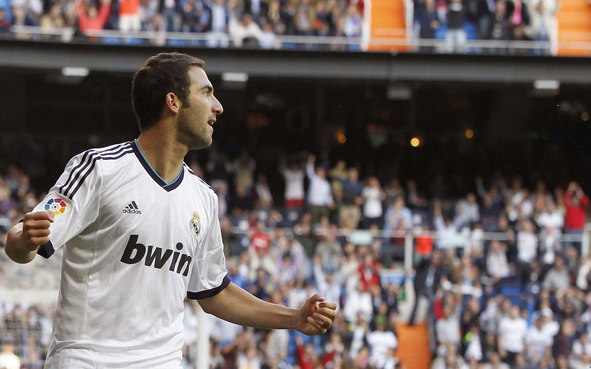 湖人队史震撼易主！100亿美元天价售出 奥尼尔幽默邀功，该分我五千万